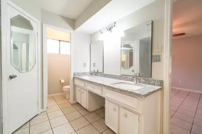 18746 Wood Glen Lane, Houston, TX 77084 - Photo 11
