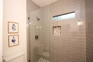 1818 Haver St, Houston, TX 77006 - Photo 27