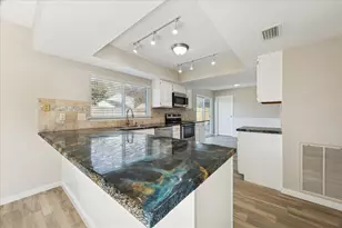 16006 Lost Rock Ct, Houston, TX 77598 - Photo 9