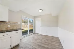 16006 Lost Rock Ct, Houston, TX 77598 - Photo 11