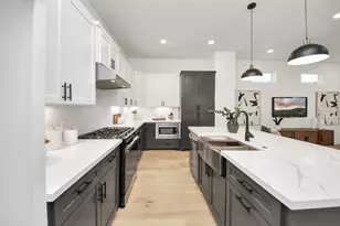 717 Marcella St, Houston, TX 77091 - Photo 9