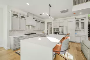 2021 Marnel Rd, Houston, TX 77055 - Photo 9