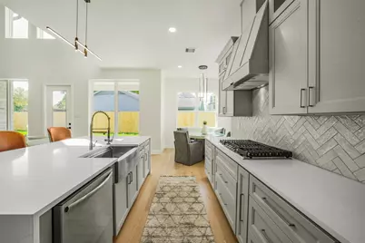 2021 Marnel Road, Houston, TX 77055 - Photo 13