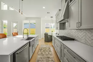 2021 Marnel Rd, Houston, TX 77055 - Photo 13