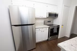 2475 Underwood St, Houston, TX 77030 - Photo 19