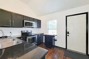 1904 Davis St, Houston, TX 77026 - Photo 11