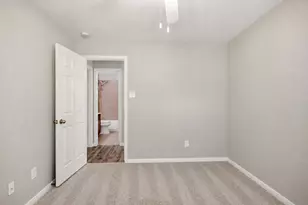 12222 Hawthorne Dr, Montgomery, TX 77356 - Photo 11