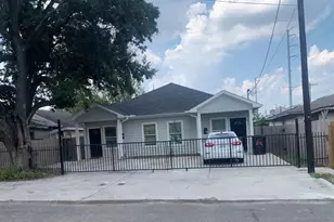 339 Owens St, Houston, TX 77029 - Photo 1