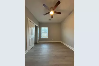 339 Owens Street #B, Houston, TX 77029 - Photo 7