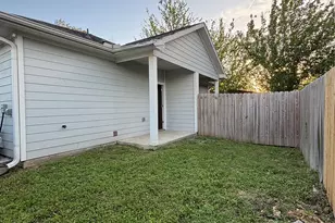 339 Owens St, Houston, TX 77029 - Photo 13