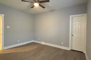 339 Owens St, Houston, TX 77029 - Photo 9
