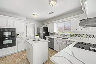 11651 Trailmont Dr, Houston, TX 77077 - Photo 23