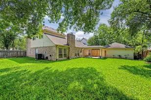 11651 Trailmont Dr, Houston, TX 77077 - Photo 39