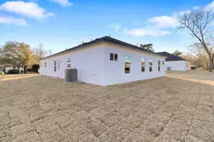 104 Runnels St, Willis, TX 77378 - Photo 27