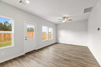 10615 Crockett Meadows Boulevard, Conroe, TX 77306 - Photo 13