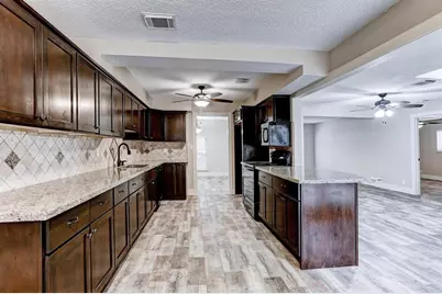 1827 Riverwood Trail, Spring, TX 77386 - Photo 7