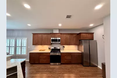 10328 Prairie Dunes Lane, Cleveland, TX 77327 - Photo 11