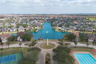 14306 Jaubert Ct, Sugar Land, TX 77498 - Photo 31