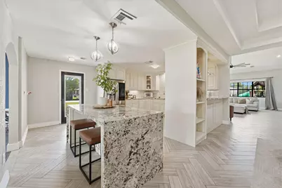 8005 Shagwood Drive, Houston, TX 77049 - Photo 7