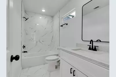 8102 Crestview Unit A Drive, Houston, TX 77028 - Photo 15