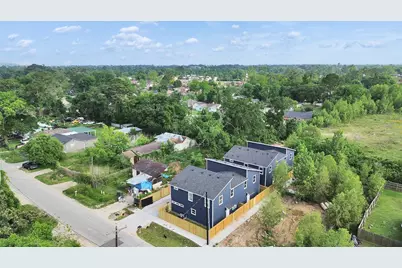 8102 Crestview Unit A Drive, Houston, TX 77028 - Photo 29