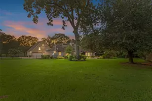 19309 Whispering Grove E, Tomball, TX 77377 - Photo 3