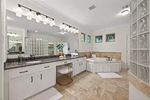 4711 Welford Dr, Bellaire, TX 77401 - Photo 17