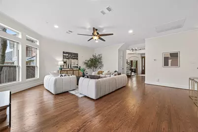 4711 Welford Drive, Bellaire, TX 77401 - Photo 9