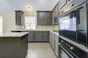 14407 Jessica Falls Cir, Houston, TX 77044 - Photo 13