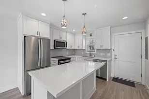 525 11th St, Galveston, TX 77550 - Photo 3