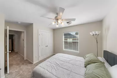 2 N Chantsong Circle, The Woodlands, TX 77382 - Photo 37