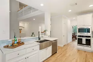 2 N Chantsong Cir, The Woodlands, TX 77382 - Photo 17