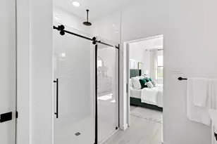 29527 Pondview Dr, Waller, TX 77484 - Photo 9