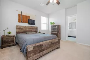 10406 Mount Winchell Dr, Iowa Colony, TX 77583 - Photo 9