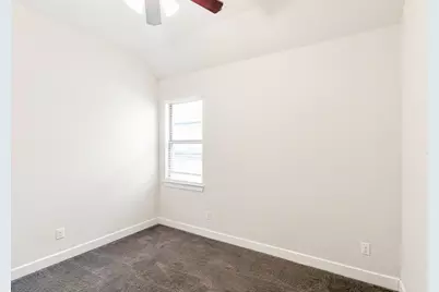 2706 Ocean Key Drive, Texas City, TX 77568 - Photo 11