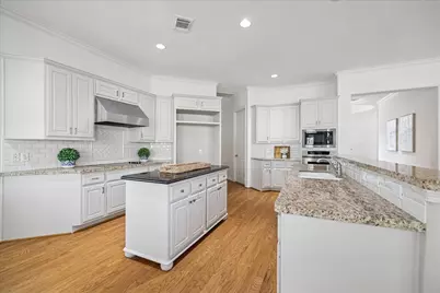 7731 Silent Forest Drive, Sugar Land, TX 77479 - Photo 3