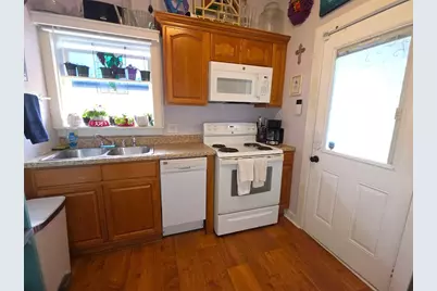 1203 Avenue L, Galveston, TX 77550 - Photo 3