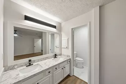 9014 Kirkmont Drive, Houston, TX 77089 - Photo 29