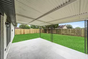 9014 Kirkmont Dr, Houston, TX 77089 - Photo 31