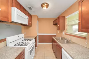 5534 Ambern Dr, Houston, TX 77053 - Photo 9