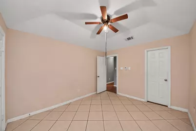 5534 Ambern Drive, Houston, TX 77053 - Photo 17