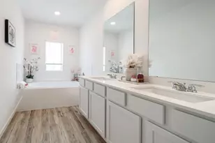 9914 Kilkenny St, Rosharon, TX 77583 - Photo 5
