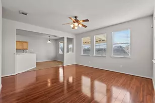 7535 Park Bend Ln, Pasadena, TX 77505 - Photo 9