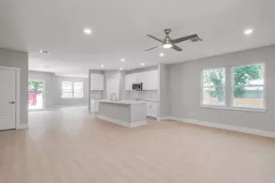 5447 N Shady Creek Dr, Houston, TX 77017 - Photo 7