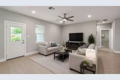 5447 N Shady Creek Drive, Houston, TX 77017 - Photo 5