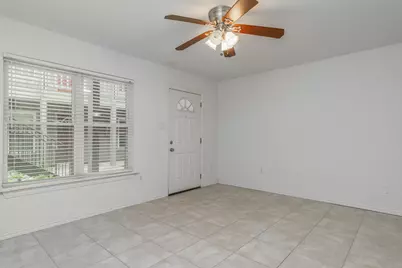 600 19th Street #9, Galveston, TX 77550 - Photo 5