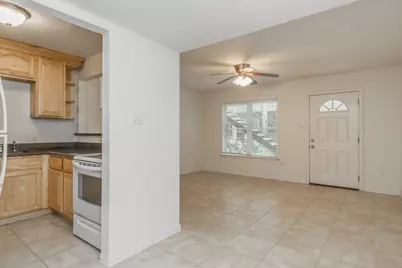 600 19th Street #9, Galveston, TX 77550 - Photo 7