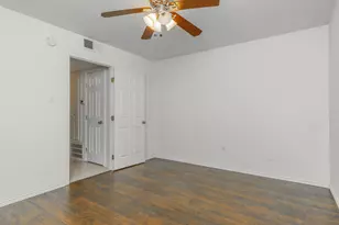 600 19th St, Galveston, TX 77550 - Photo 17
