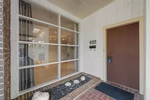 9107 Timberside Dr, Houston, TX 77025 - Photo 5