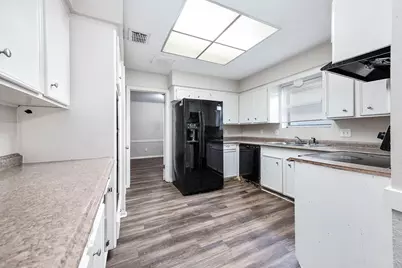 7526 Antoine Drive, Houston, TX 77088 - Photo 7